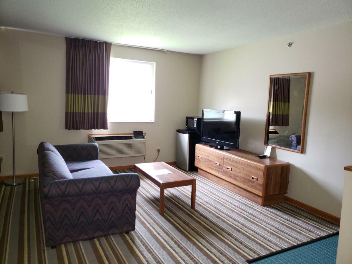 Hotel Super 8 By Wyndham Watseka Esterno foto